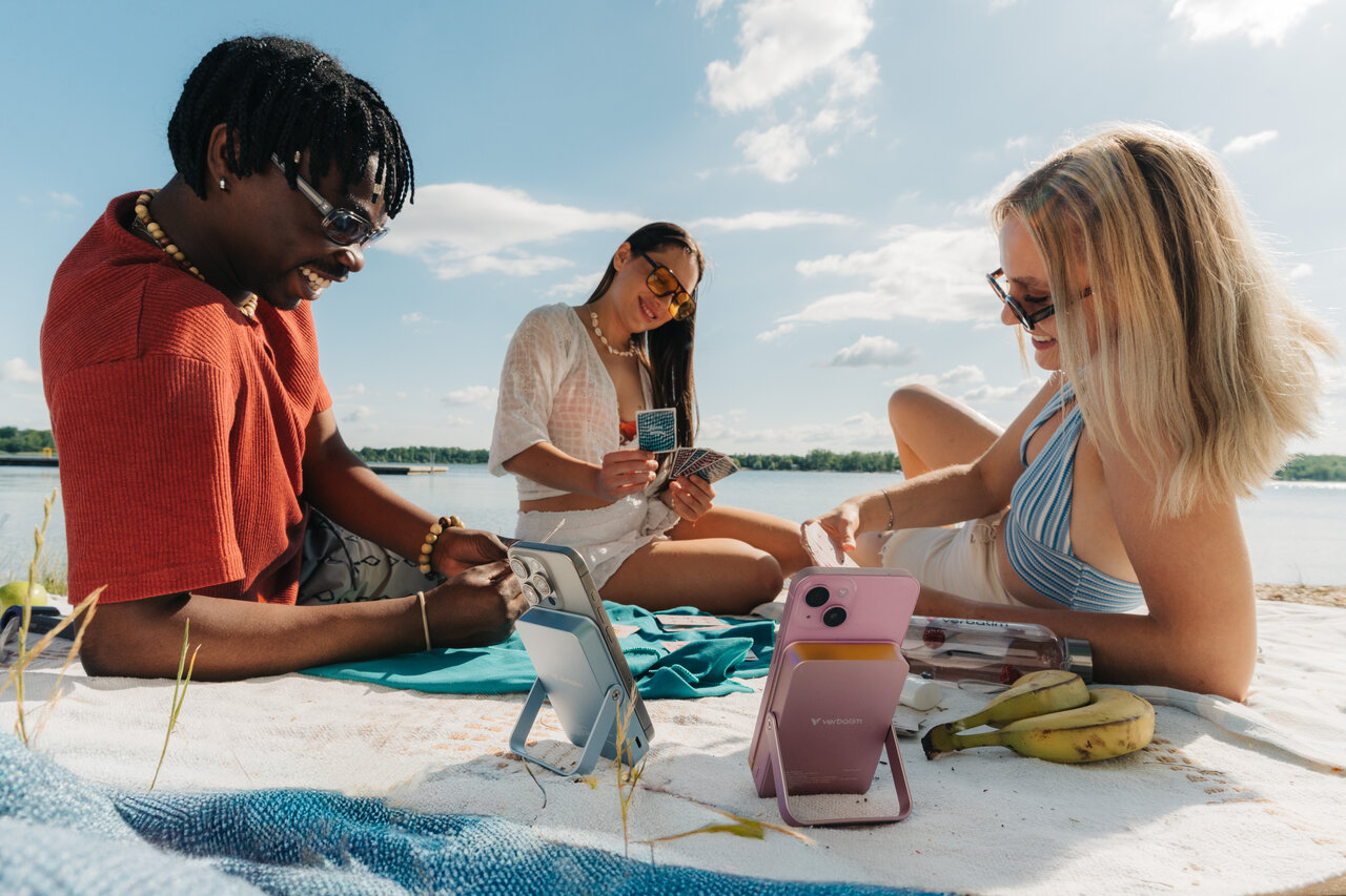 Verbatim Lifestyle Pictures Summer Essentials Shooting June 2025 32267 32266 Ab