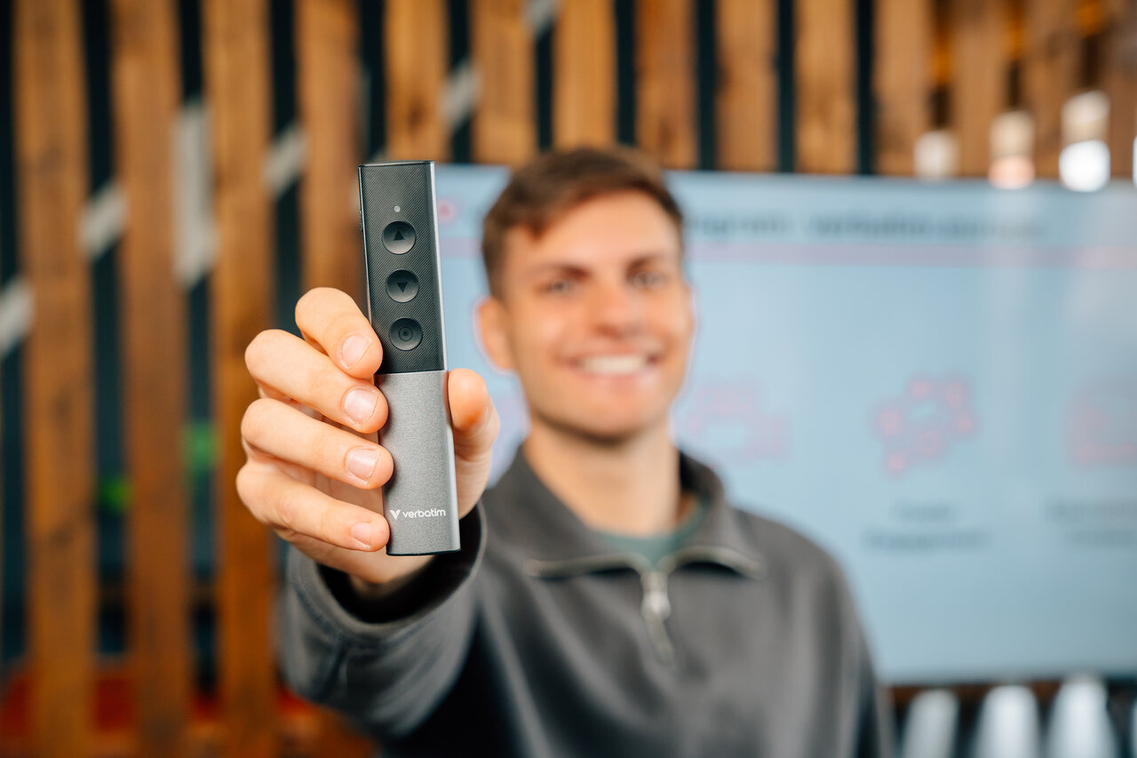 Agenda Wireless Presenter Nov 2025 32366 Df 7