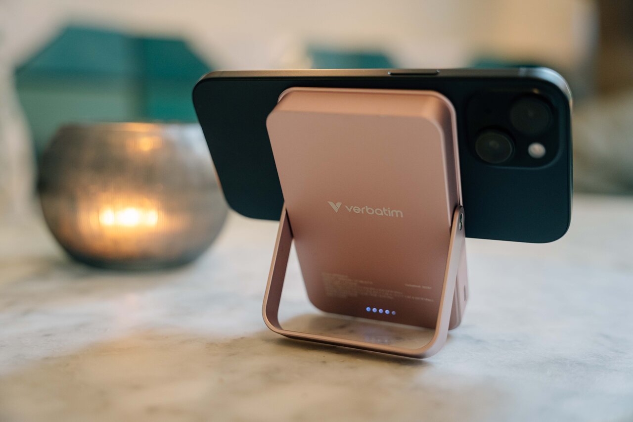 Verbatim Lifestyle Pictures Power Banks October 2024 32267 Df2
