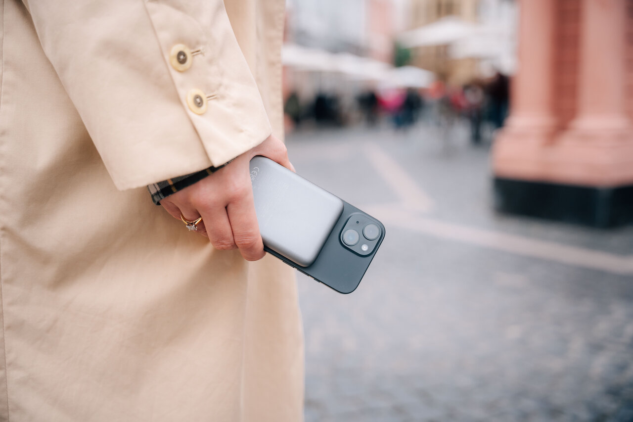 Verbatim Lifestyle Pictures Power Bank Shooting February 2024 32249 Df 5