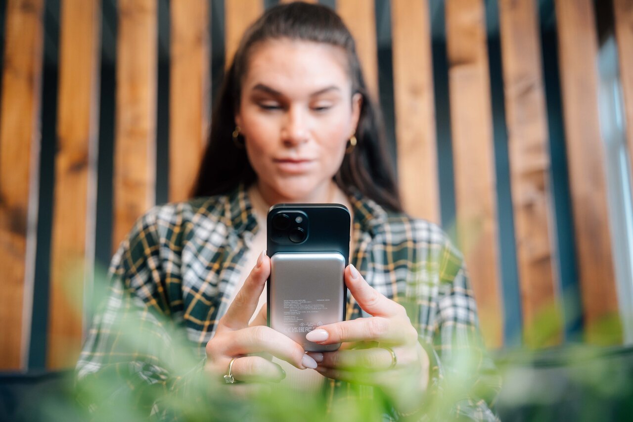 Verbatim Lifestyle Pictures Power Bank Shooting February 2024 32242 Df 1