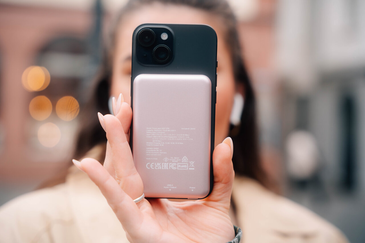 Verbatim Lifestyle Pictures Power Bank Shooting February 2024 32243 Df 5