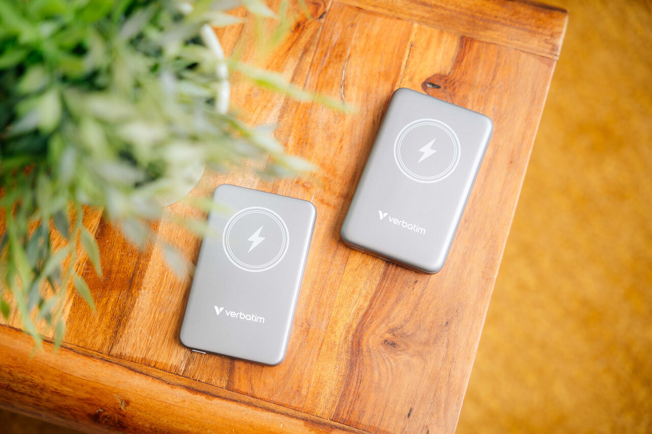 Verbatim Lifestyle Pictures Power Bank Shooting February 2024 32244 32249 Df 1