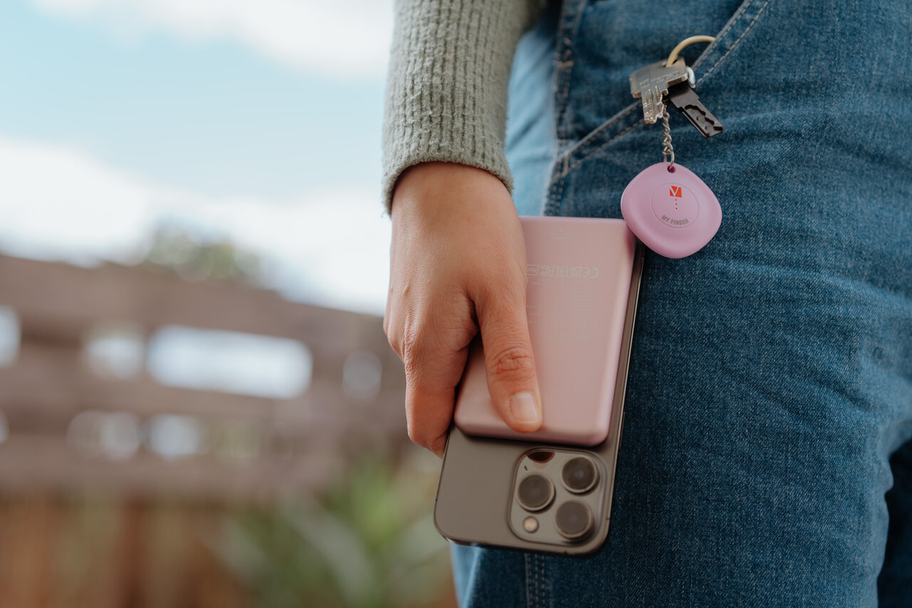 Verbatim Lifestyle Pictures Power Banks Shooting February 2024 32243 32132 Ab