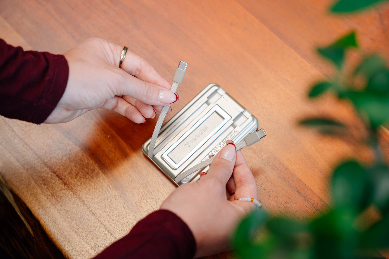 Verbatim Lifestyle Pictures Shooting October 2025 Two Cable Power Bank 32276 Df 7