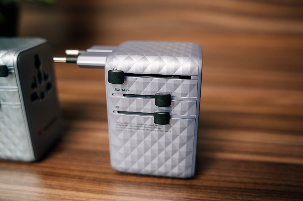 Verbatim Lifestyle Pictures Shooting Sep 2025 Travel Adapters 30193 Df 2