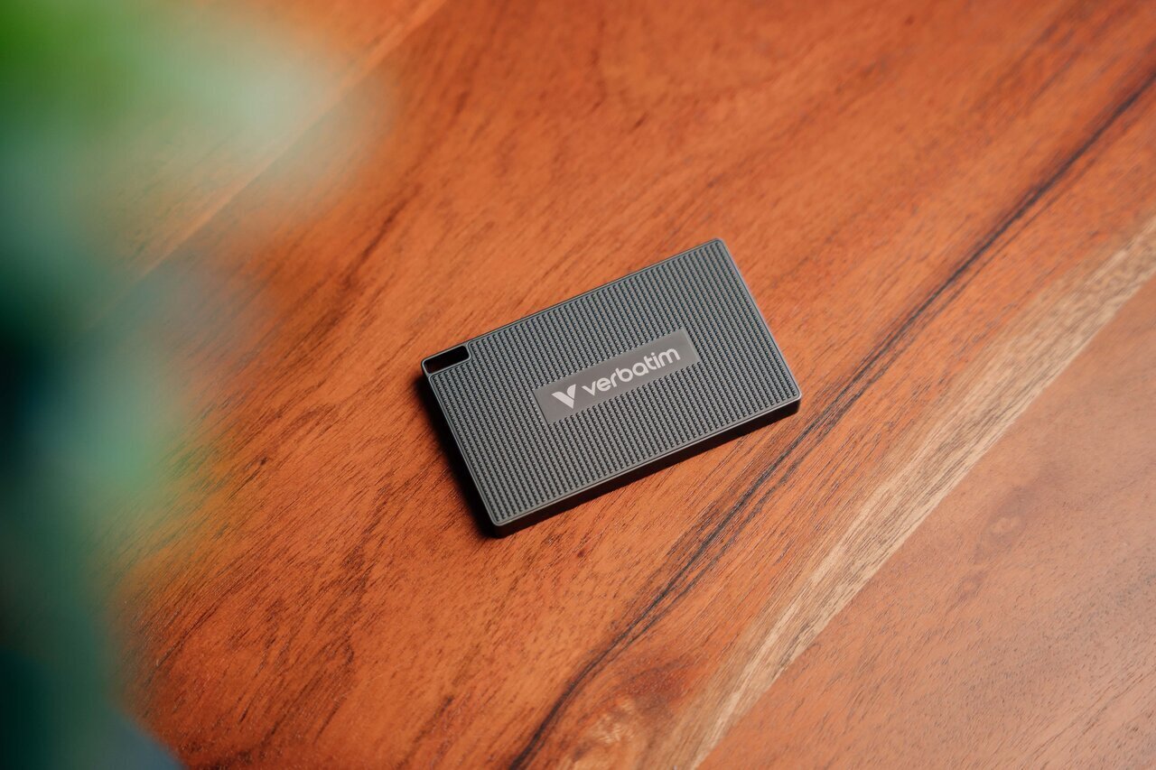 Verbatim Lifestyle Pictures Metal Mini Ssd Shooting August 2024 32030 32031 Df 2