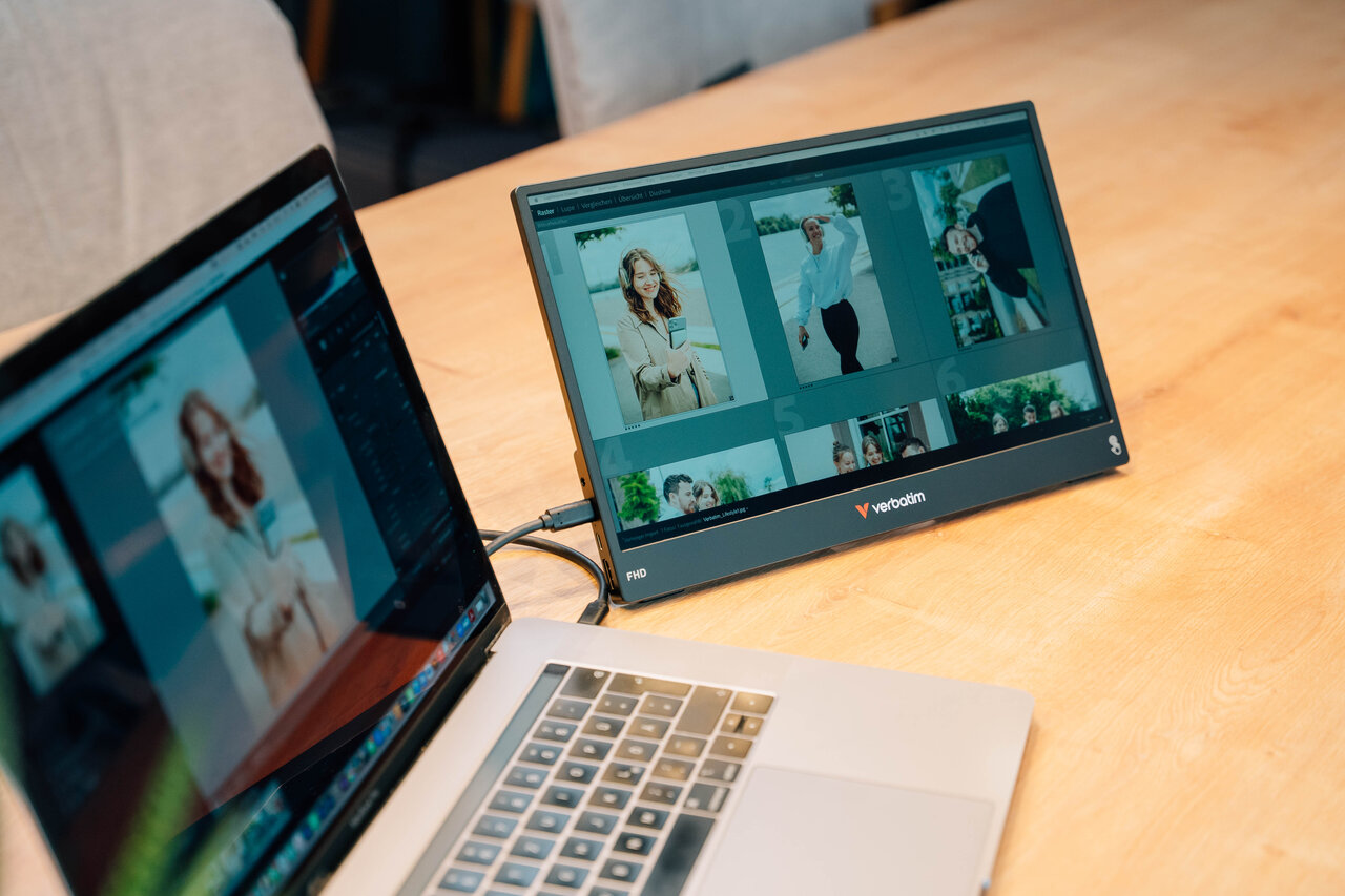 Verbatim Lifestyle Pictures Shooting May 2025 Portable Monitors 32088 Df 4