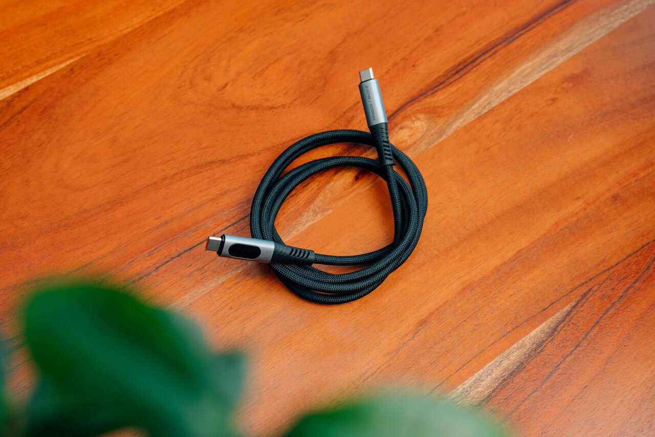 Verbatim Lifestyle Pictures Cables Nov 2024 31849 Df1