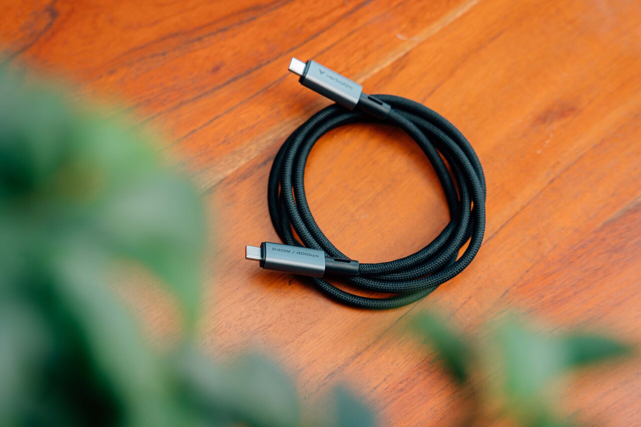 Verbatim Lifestyle Pictures Cables Nov 2024 31847 Df2