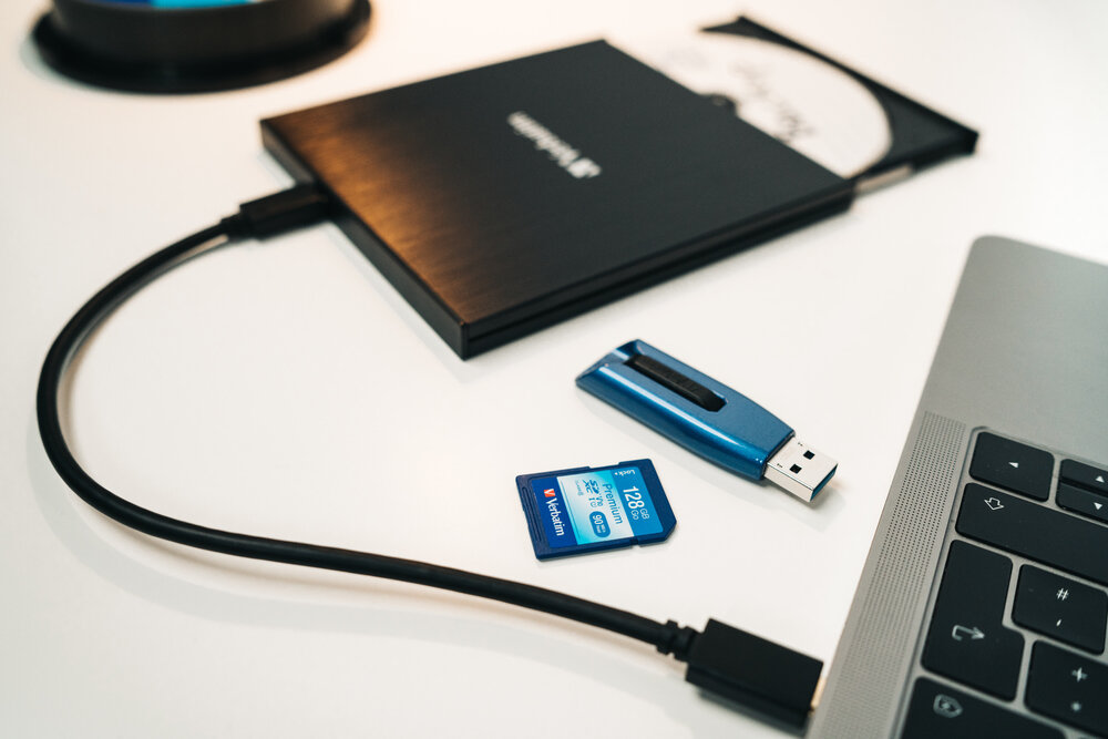Verbatim Lifestyle Pictures Backup Your Data 43888 49808 44025